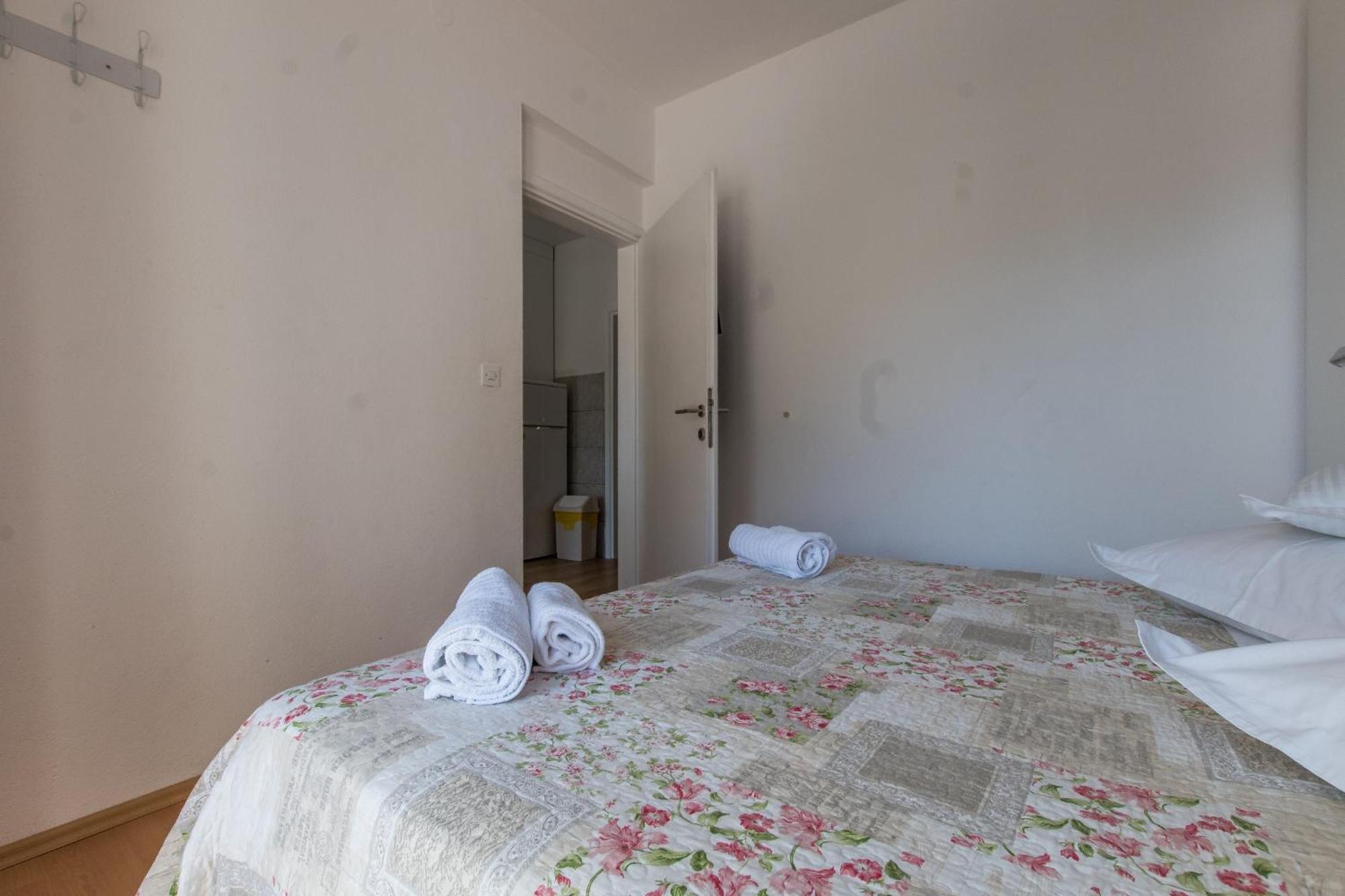 Apartments Senka Makarska Exterior foto